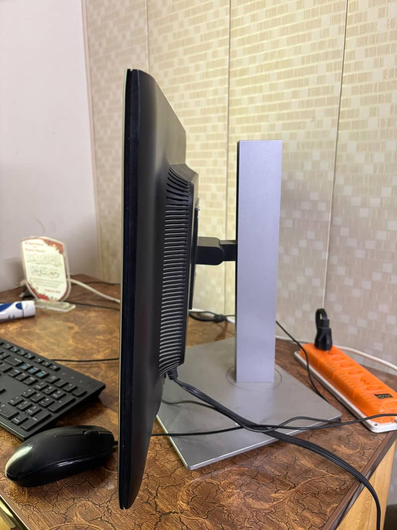 22inch Hp computer Screen 2