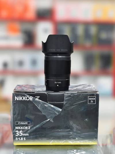 Nikon Z 35mm F/1.8 S Full frame lens (HnB digital)