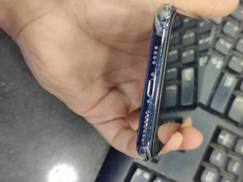 Apple iPhone 11 Pro Max 0