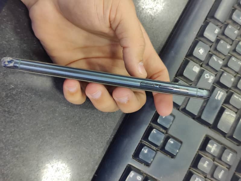 Apple iPhone 11 Pro Max 5