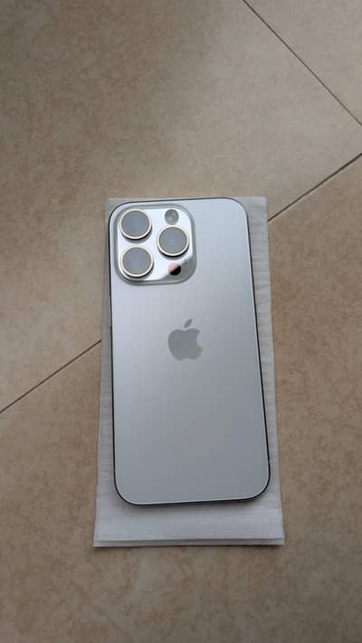 iPhone 15 Pro 256gb pta