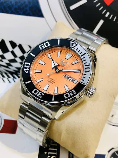 SEIKO 5 SPORTS MODEL-ORIGINAL NEW WATCH-CITIZEN TISSOT CASIO ARMANI