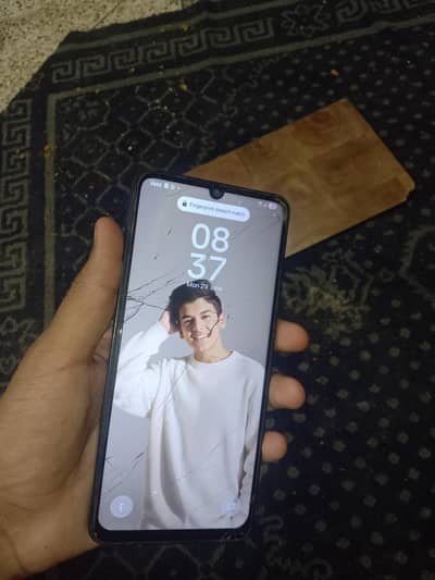 Samsung Mobile A06