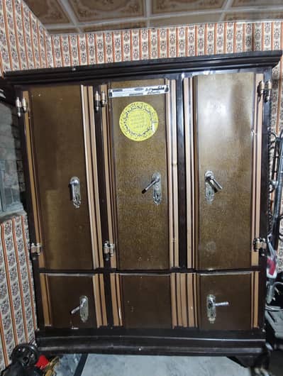 iron 3 door safe Almari