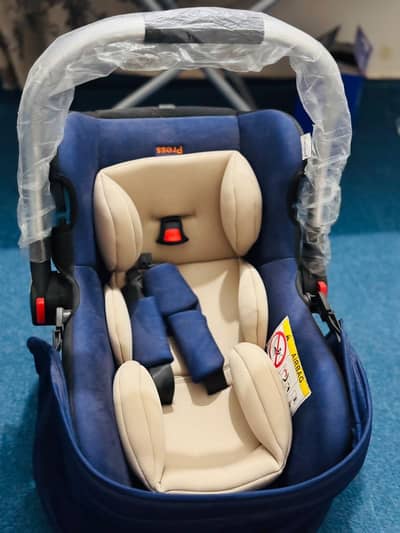 Zubaidas Premium Baby Carry Cot – Like New | Only Used Once