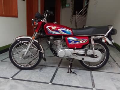 Honda 125 2022 new condition For Sale location Chakwal muzalfatown