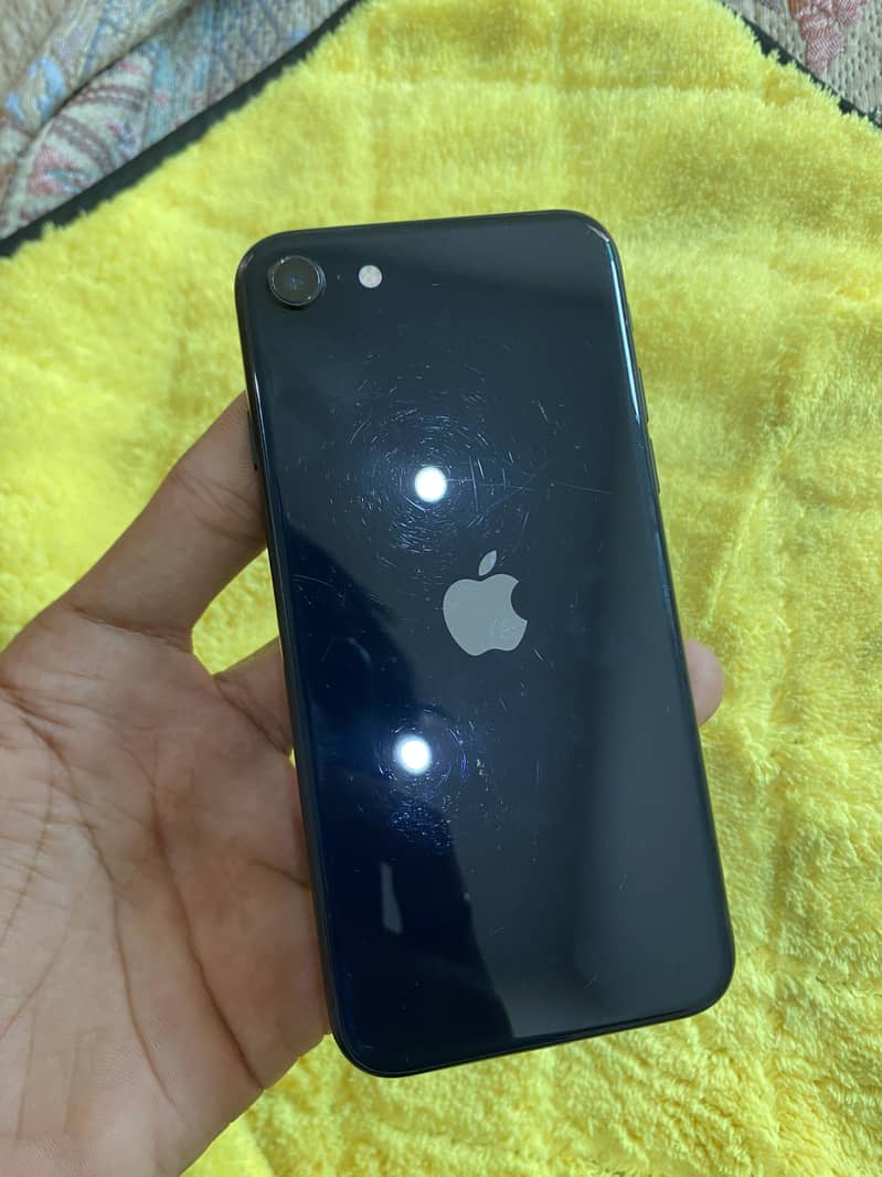 Apple iPhone SE 3