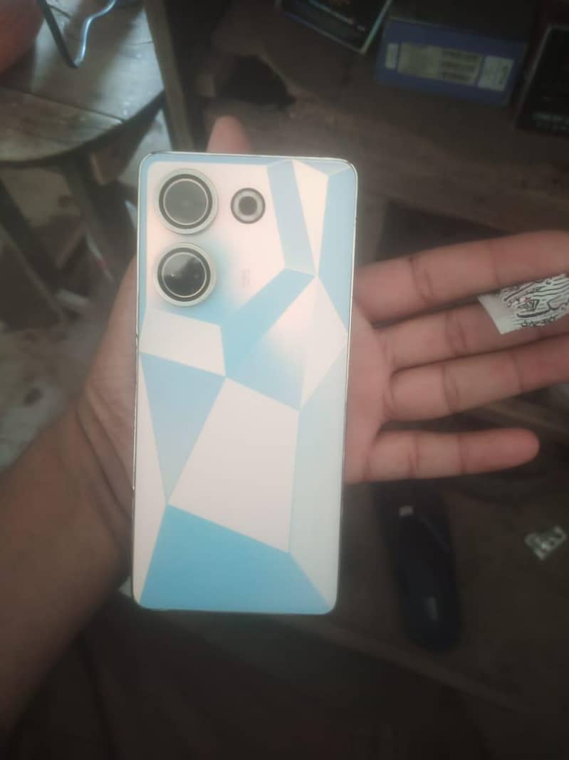 Tecno CAMON 20 2