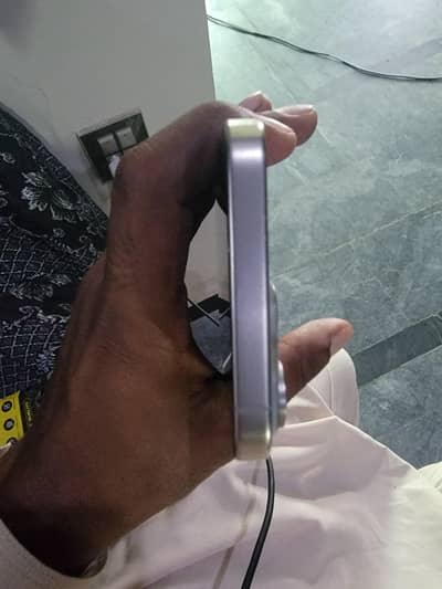 iphone 15 pro max icloud lock