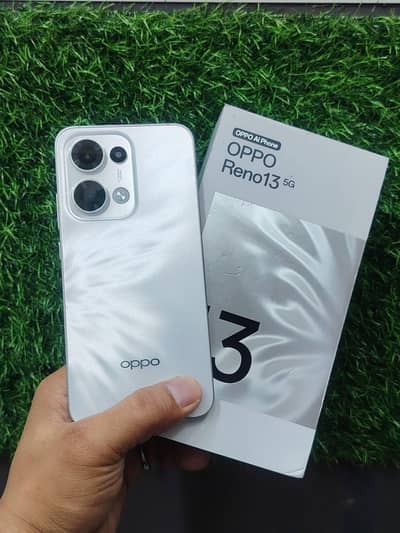 OPPO Reno13 5g 12+12 512gb pta approved  contact WhatsApp 0322,9369192