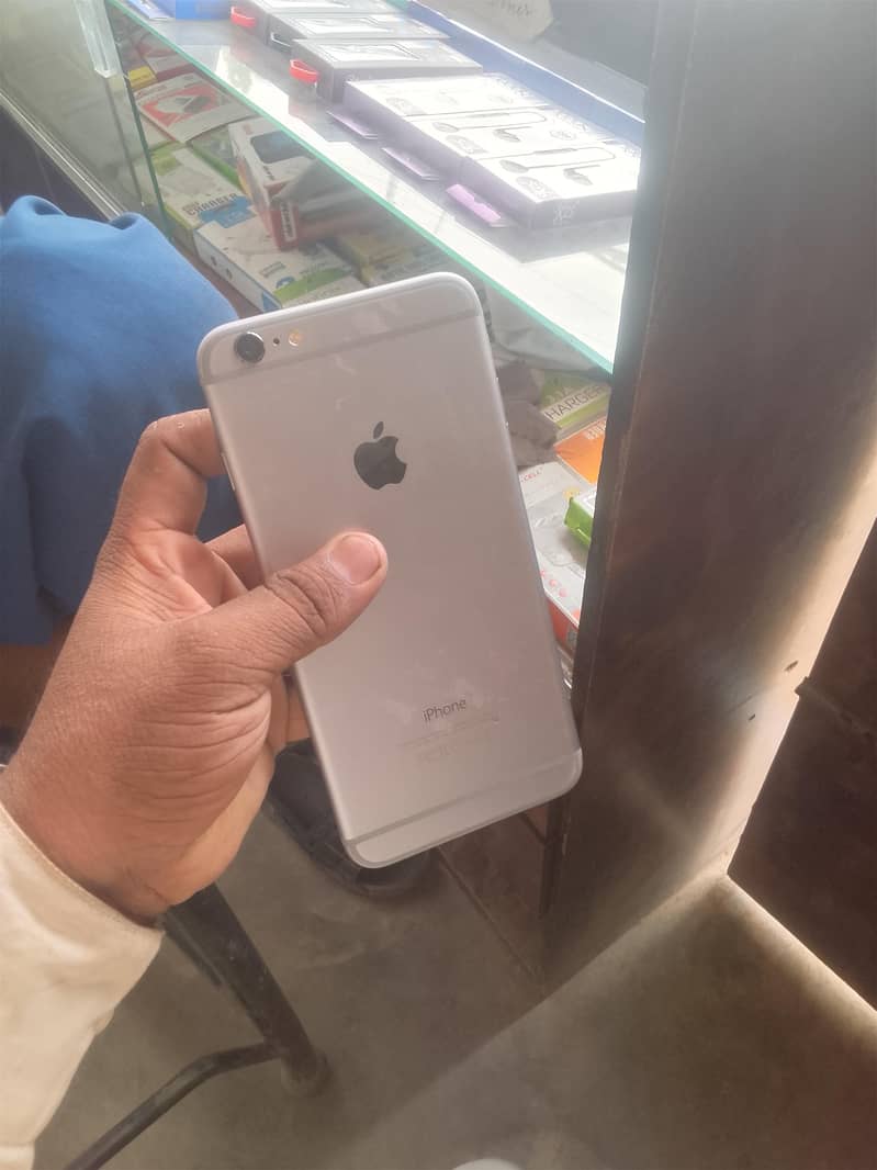 Apple iPhone 6 Plus 6