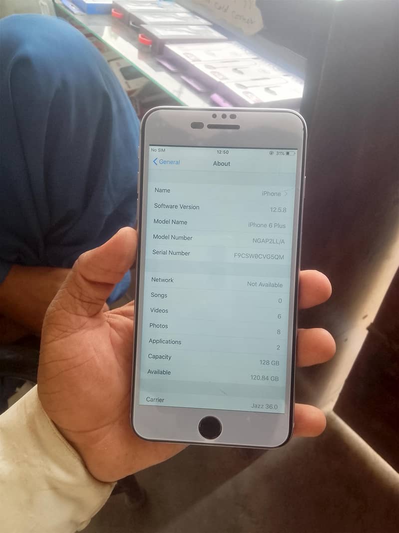 Apple iPhone 6 Plus 8