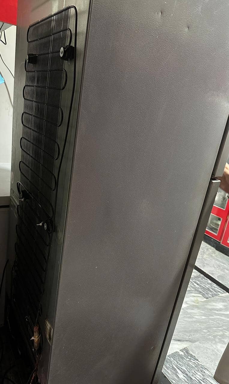 refrigerator 1