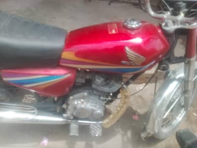 Honda 125 genuine condition 2009 and ki