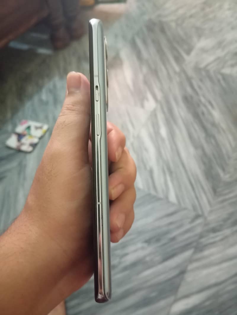 One Plus 9 pro 5g 10/10 2