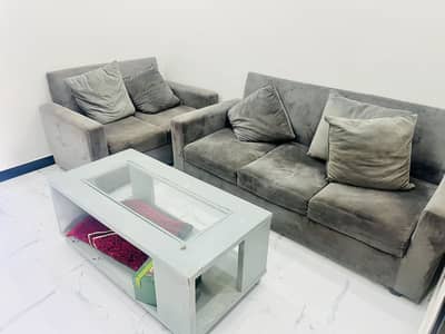 5 Seater Sofa set with Table