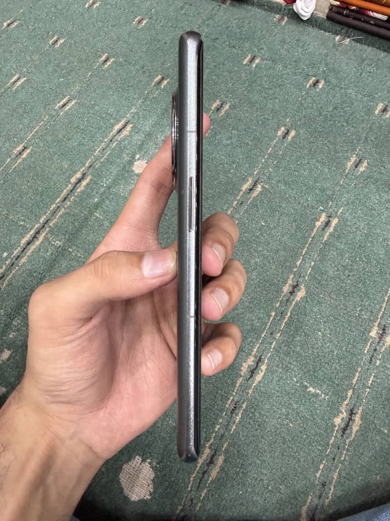 One Plus 11 6