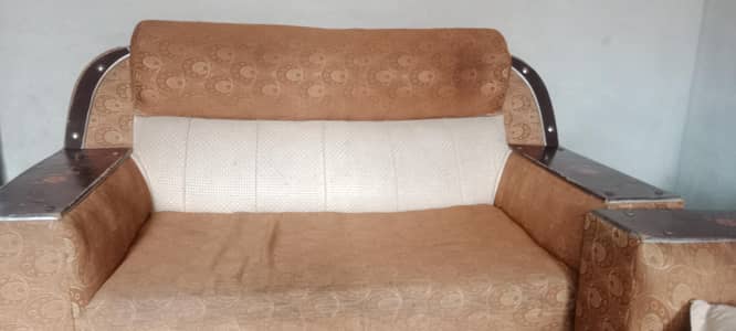 sofa set with a designed table for sale