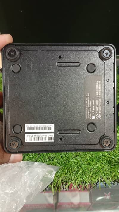 Intel NUC I3