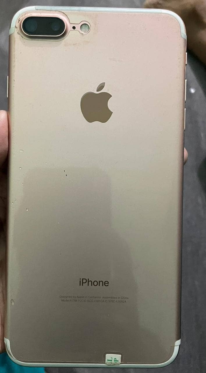 Apple iPhone 7 Plus 3