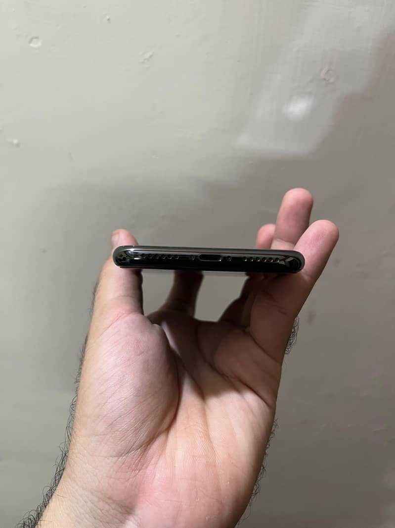 Apple iPhone X 1