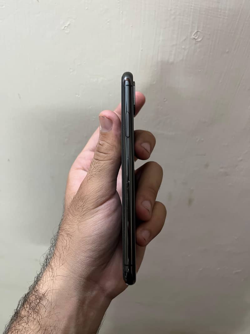 Apple iPhone X 2