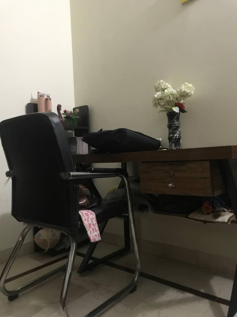 STUDY TABLE WITH CHAIR 2