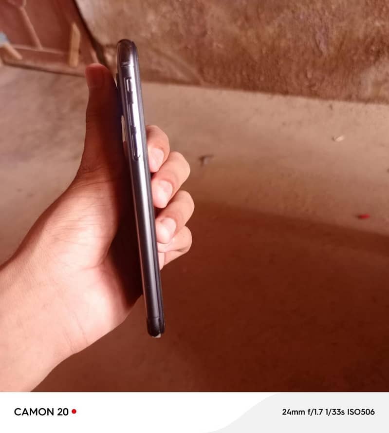 Apple iPhone X 0