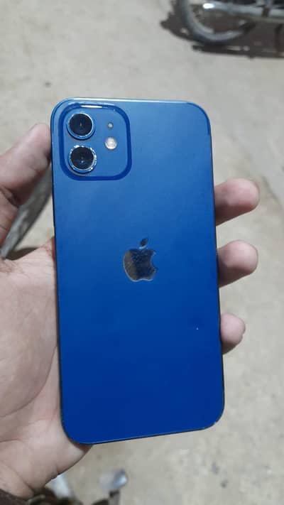 Apple iPhone 12