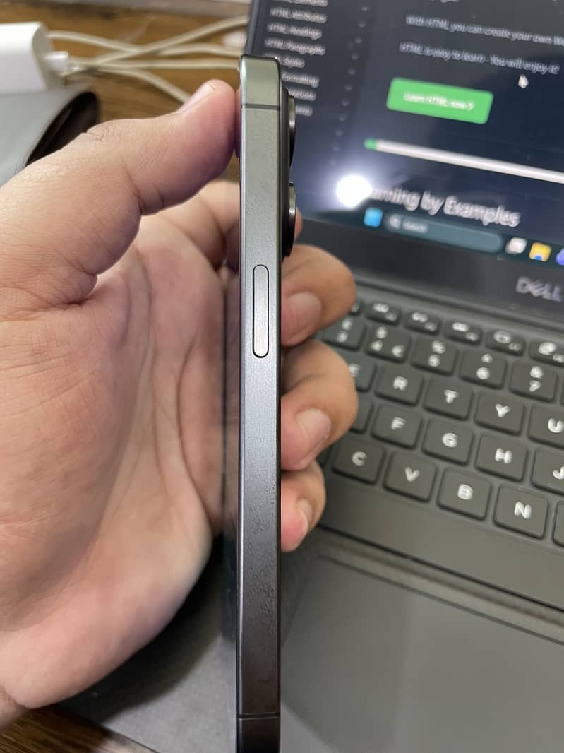 15 pro 4
