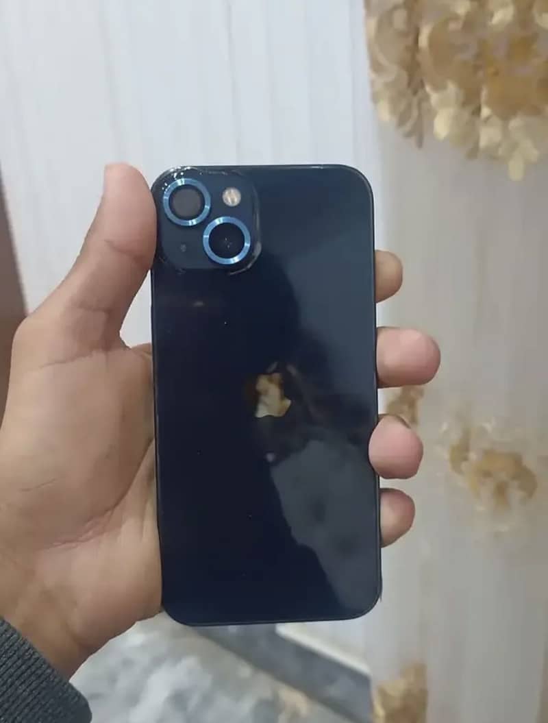 Apple iPhone 13 1