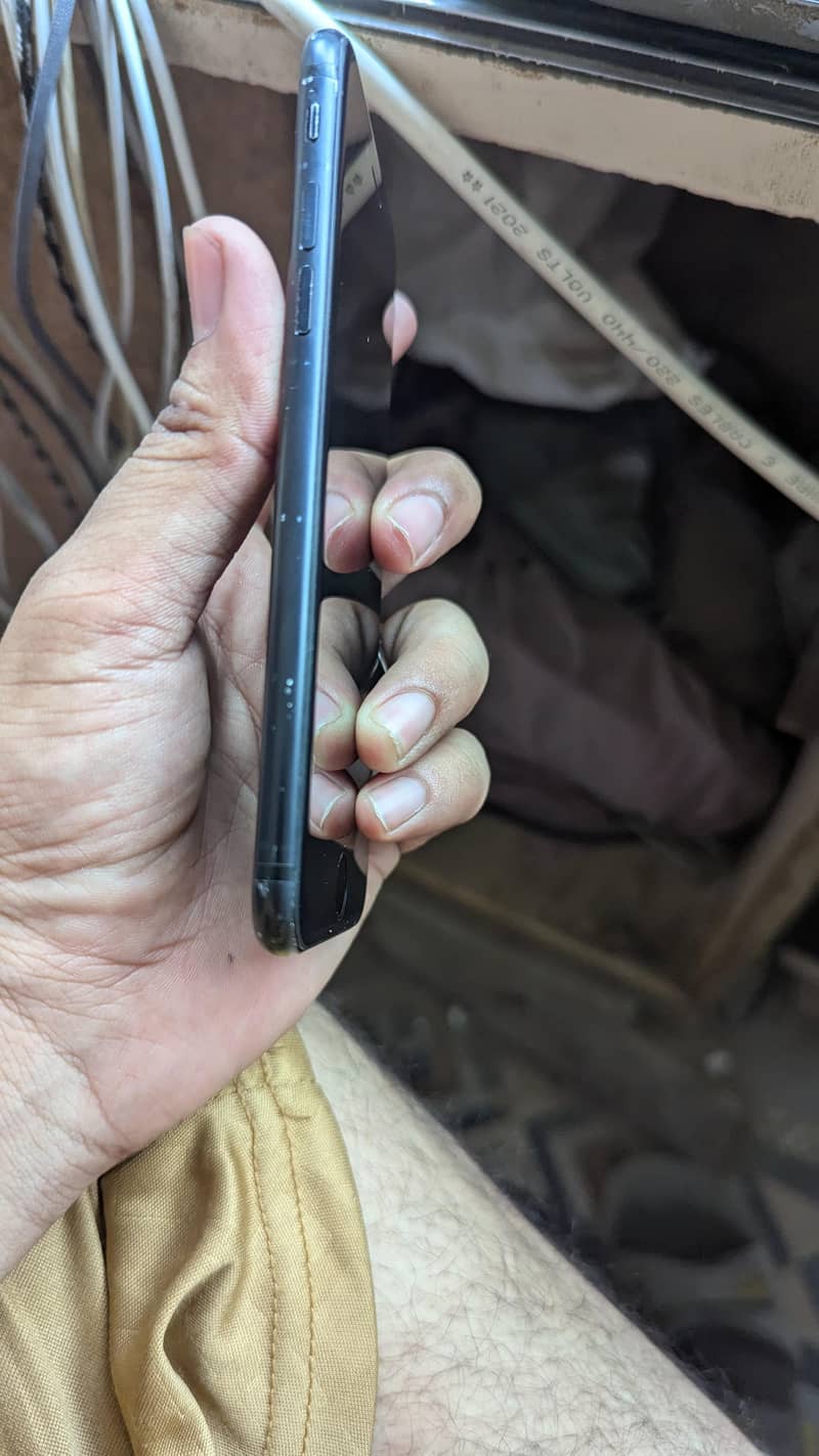 Apple iPhone 7 4