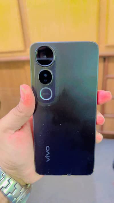 Vivo V50 Lite