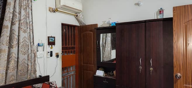 A Prime Location Upper Portion Of 108 Square Yards In Nazimabad 3