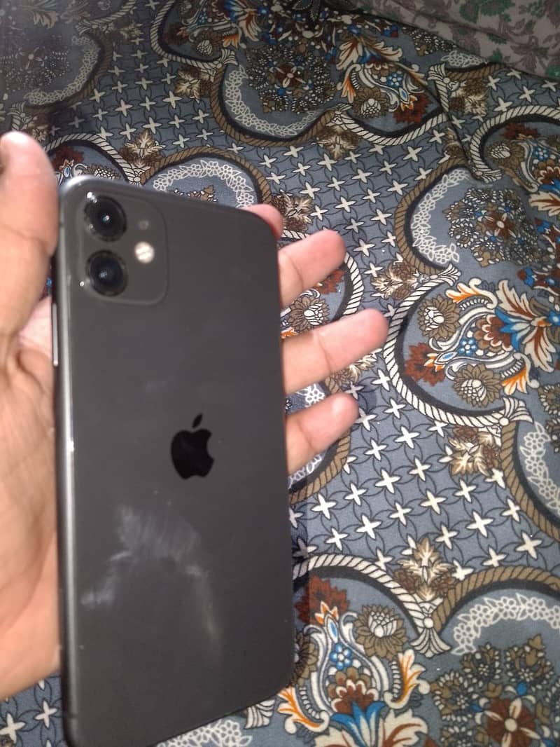 Apple iPhone 11 10