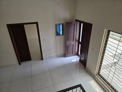 BRAND NEW UPPAER PORTION FOR RENT