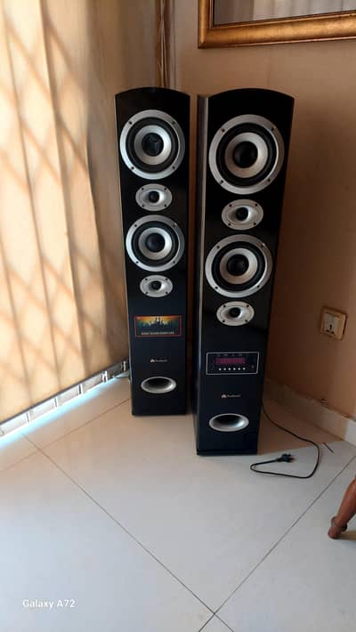 Audionic tower bluetooth speakers usb and mp3