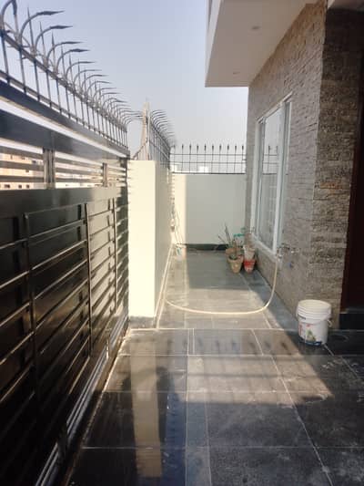 10 marla lower portion for rent