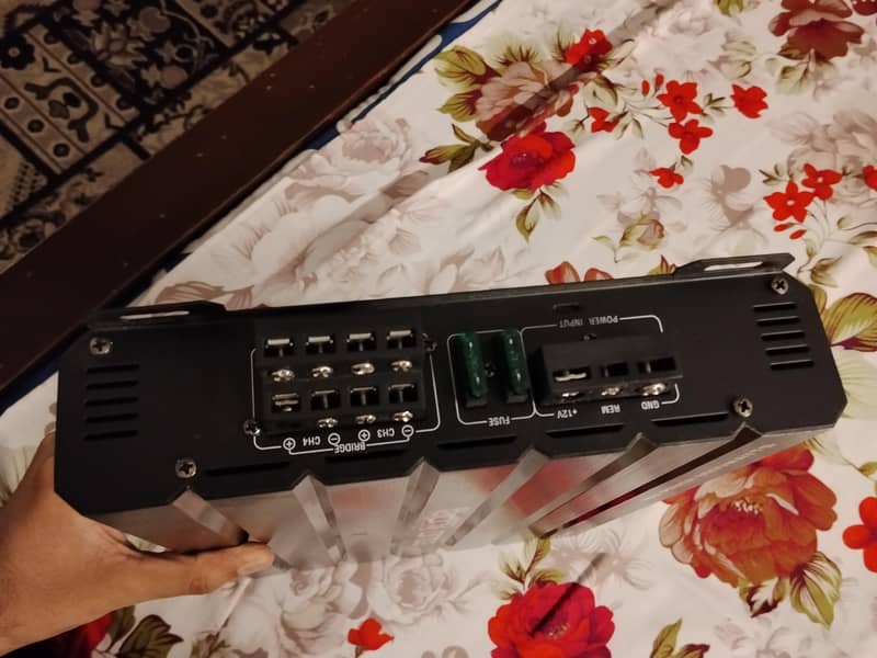 solid Audio Amplifier 1
