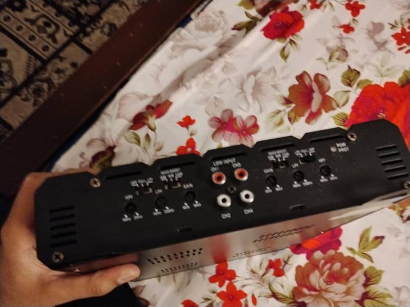 solid Audio Amplifier 4