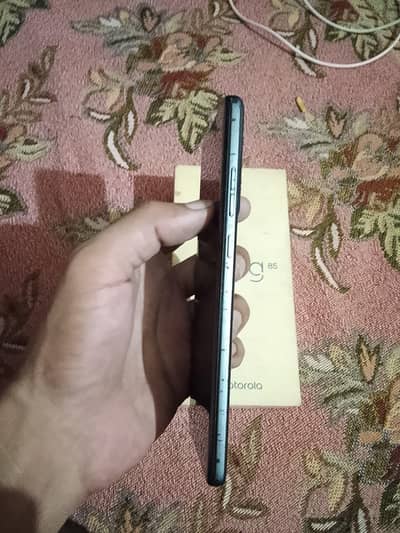 Motorola Moto G85