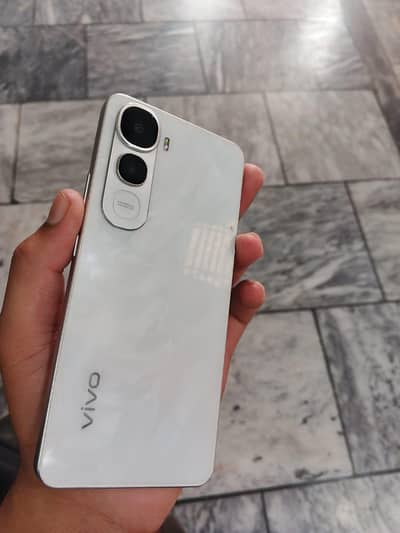 Vivo Y400