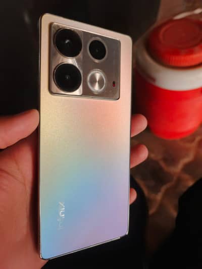 Infinix Hot 40