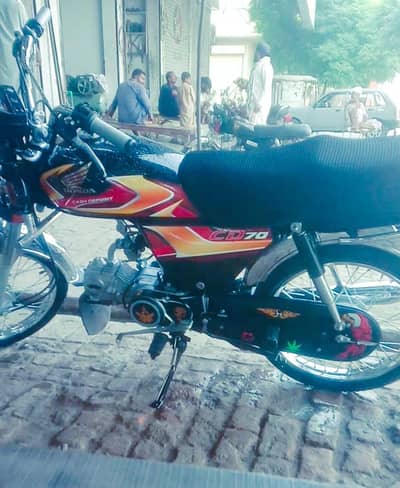 I AM PROVIDING A SERVICE FOR PICK AND DROP ON BIKE