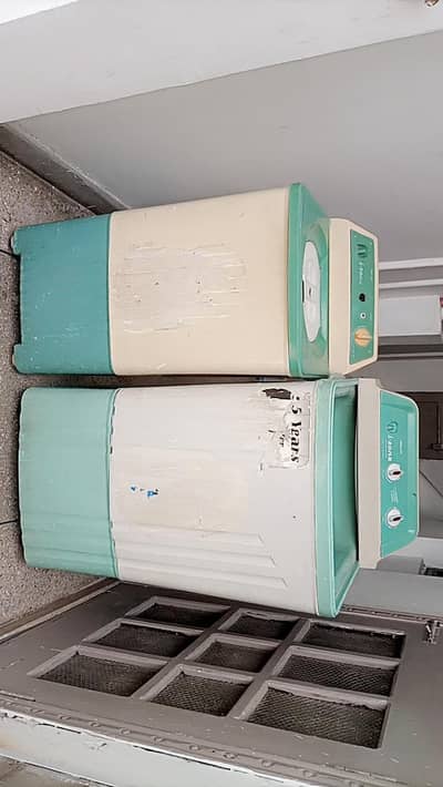 izone Washing machine and Dryer in best condition For sale