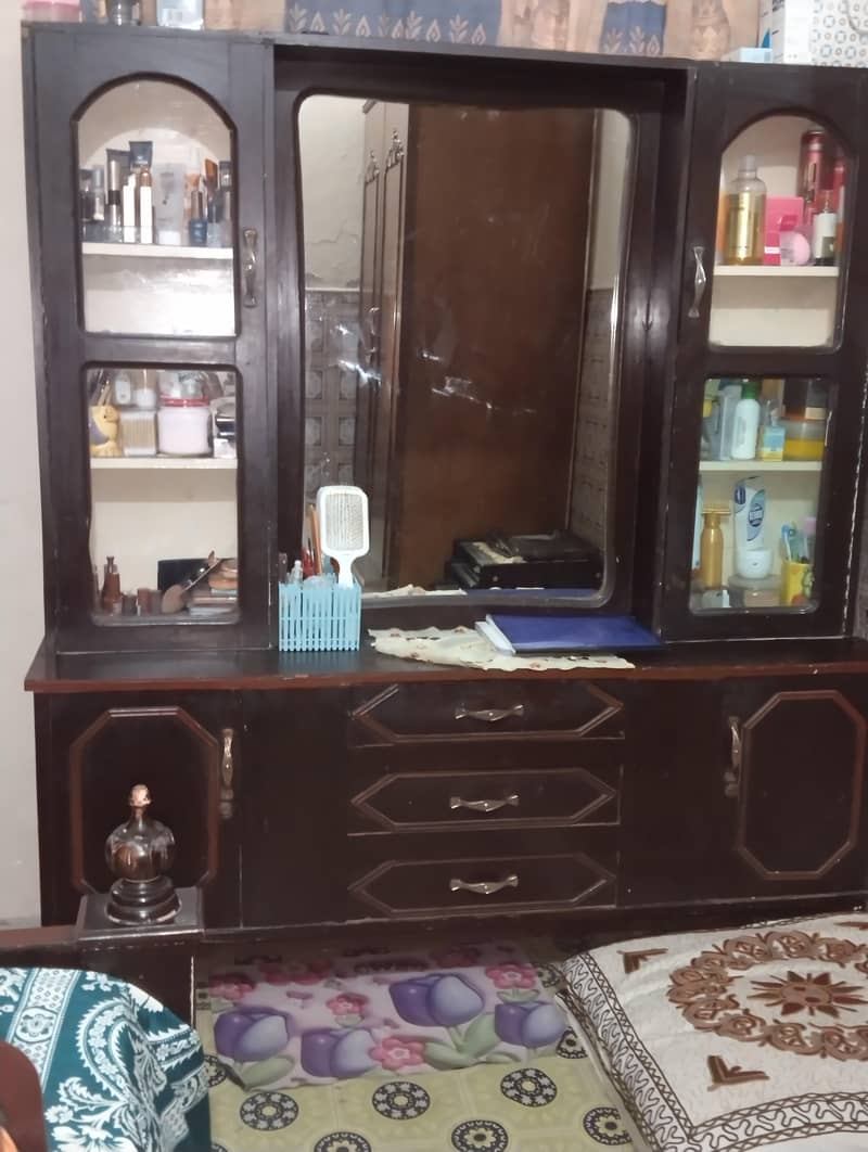 Dressing table 2