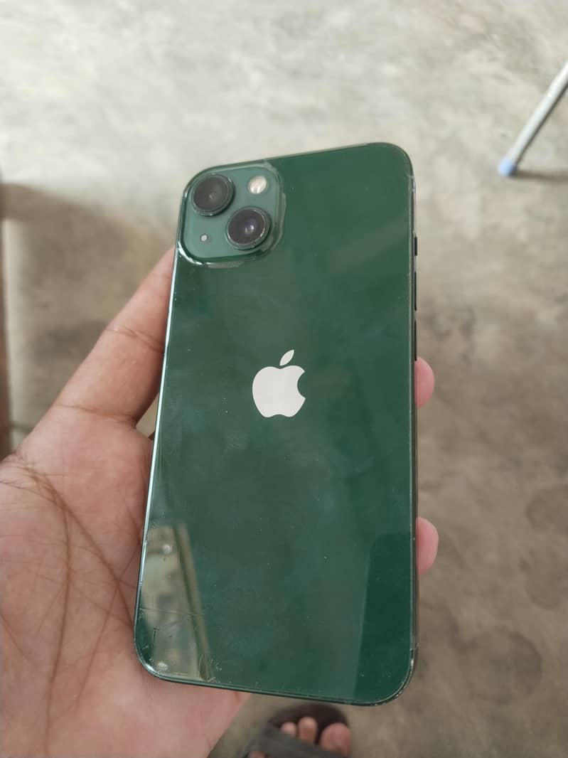 Apple iPhone 13 0