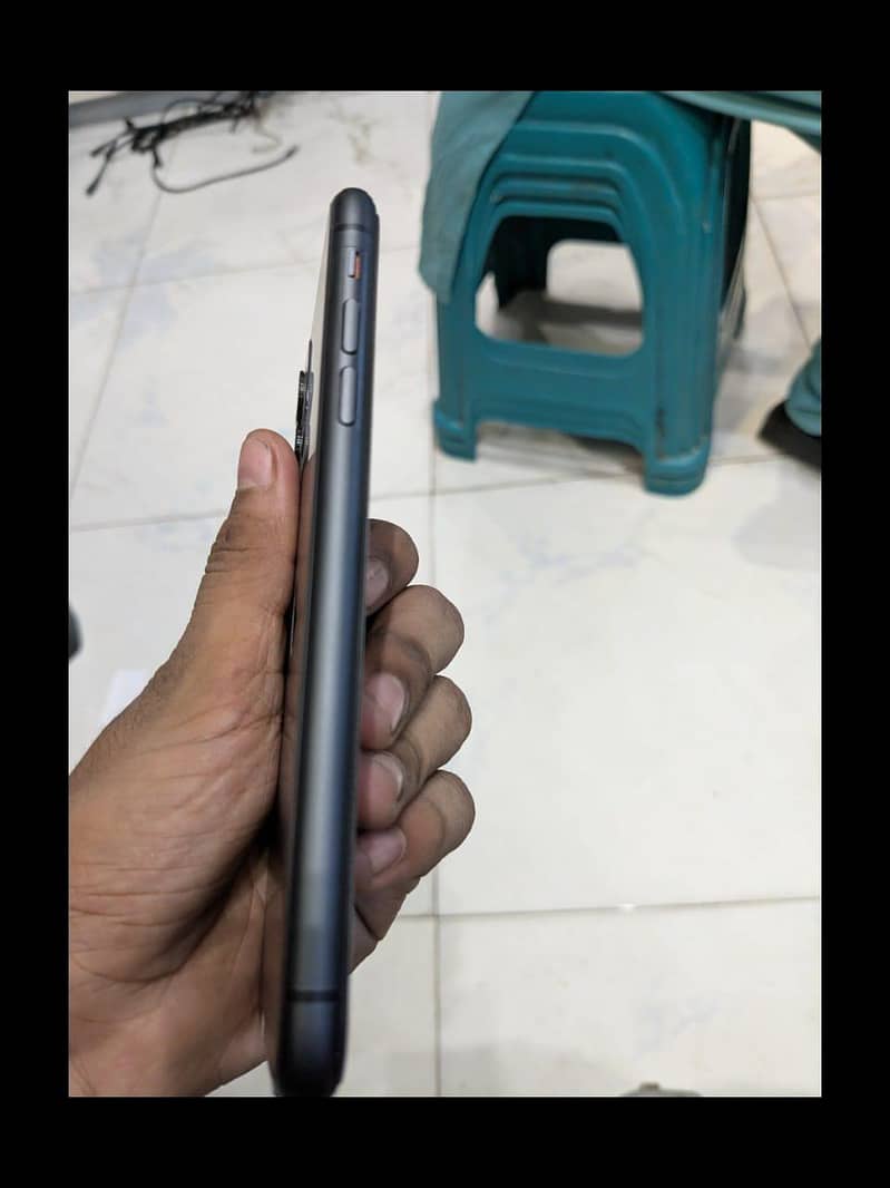 Apple iPhone 11 2
