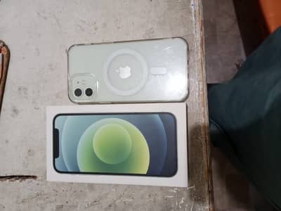 Apple iPhone 12