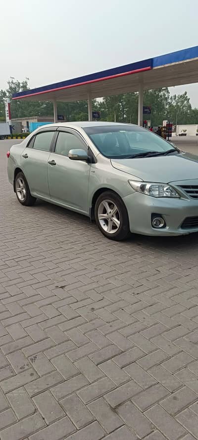 Toyota Corolla GLI 2011